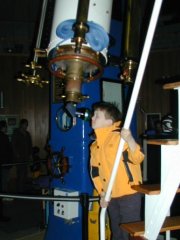 Henry looks through Rachel Telescope at Chabot Space Center